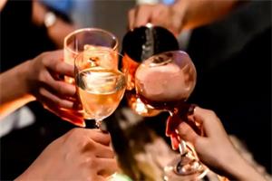 饭局酒桌攻心计，教你玩转饭局